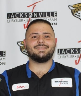 Service Technician Sahim Fakhouri in Service at Jacksonville CJDR Arlington