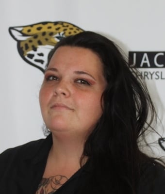 Service Advisor Rebecca Bowen in Service at Jacksonville CJDR Arlington