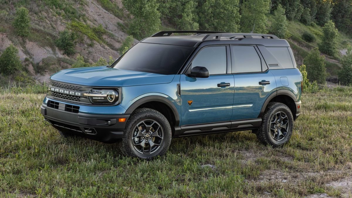 Ford Makes Available Dealer-installed Bronco Sports Lifestyle Accessory Bundles