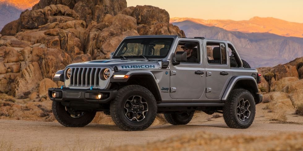 2021 JeepĀ® Wrangler 4xe Wins Hybrid Technology Solution Award