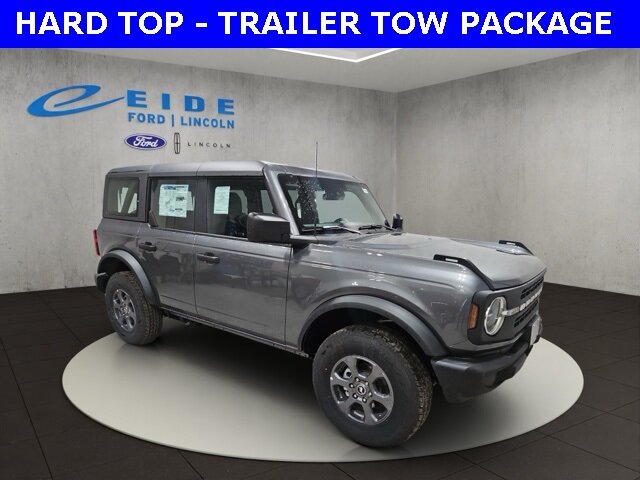 2025 Ford Bronco Base photo 2