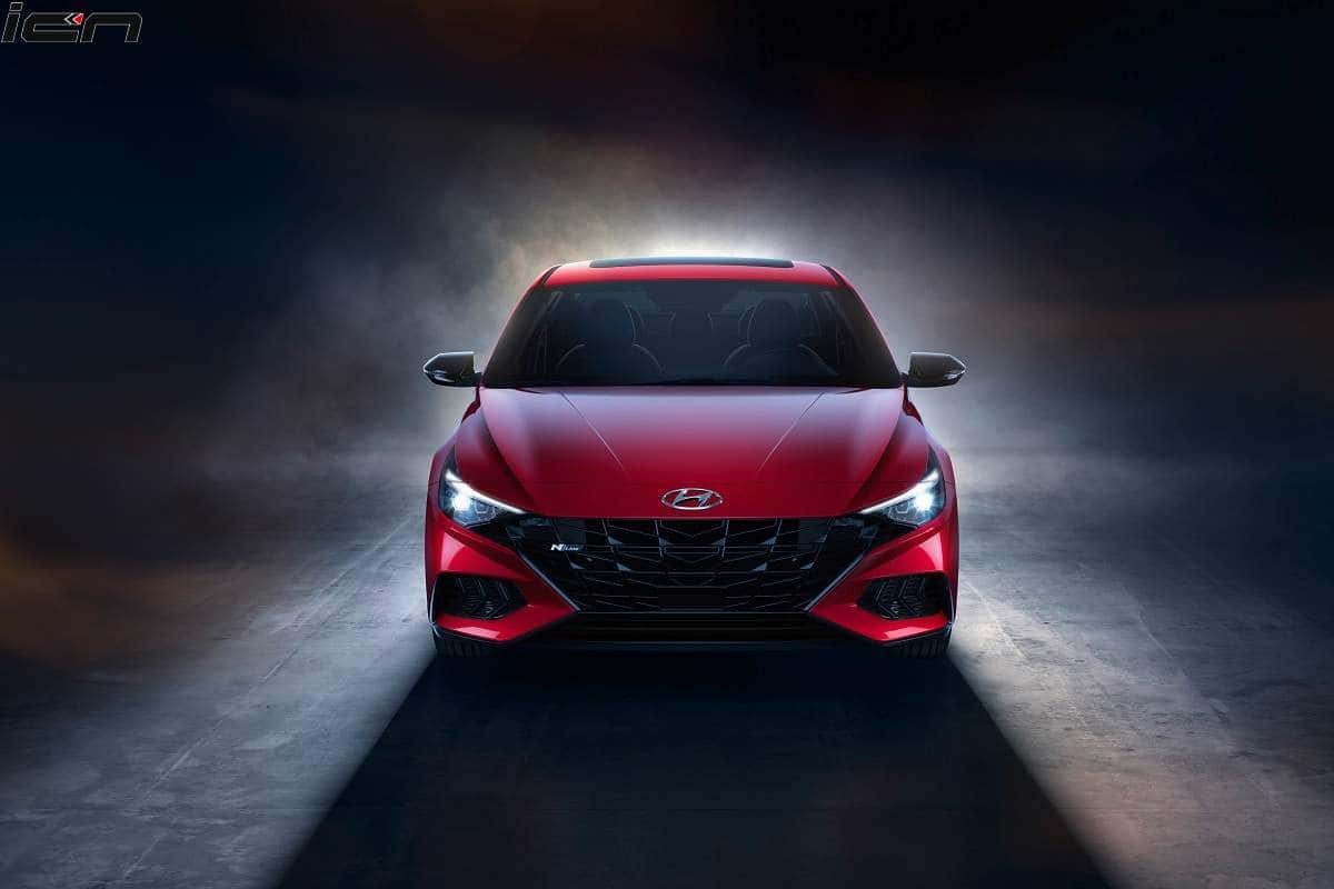 Hyundai ELANTRA vs. Honda Civic