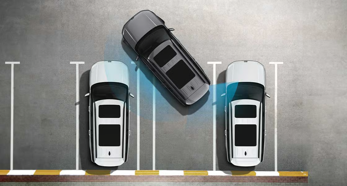 Hyundai SmartSense Parking Features