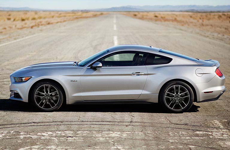 Engine Specs of 2017 Ford Mustang